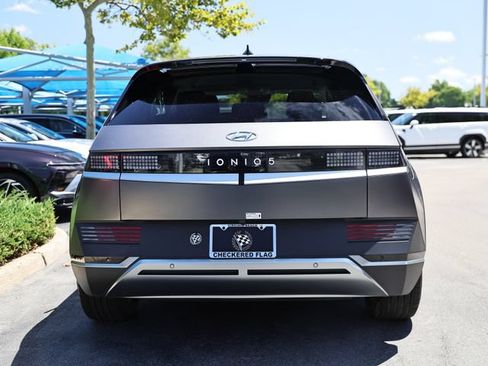 Used 2024 Hyundai Ioniq 5 SEL RWD image 10