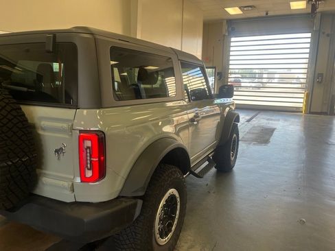 Used 2023 Ford Bronco 2-Door w/ Sasquatch Package AWD/4WD image 8