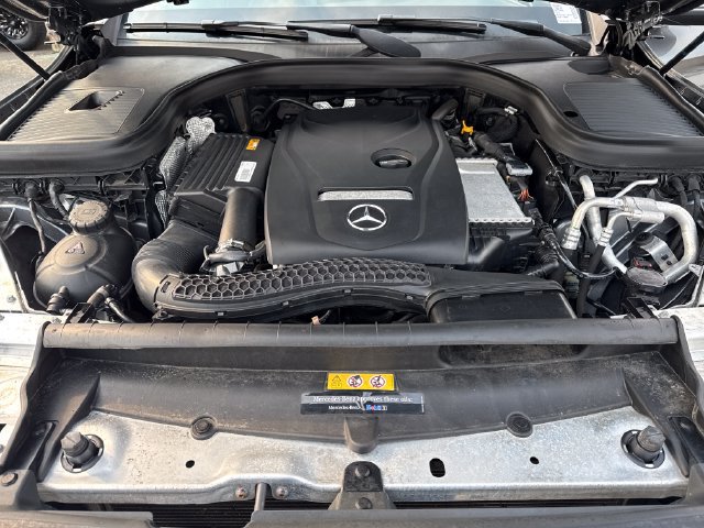 Used 2019 Mercedes-Benz GLC 300 4MATIC image 29
