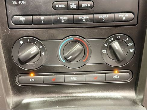 Used 2008 Ford Mustang Premium image 13