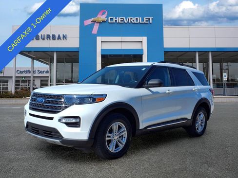 Used 2023 Ford Explorer XLT w/ Equipment Group 202A AWD/4WD image 1