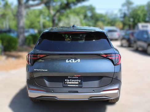 New 2026 Kia Sportage EX FWD image 8