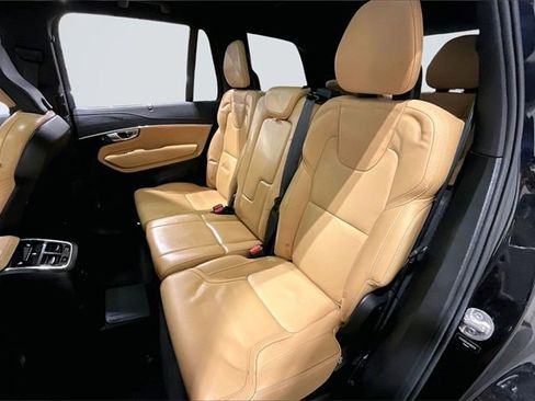 Certified 2024 Volvo XC90 T8 Ultimate w/ Protection Package Premier image 26
