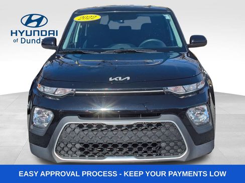 Used 2022 Kia Soul LX image 12