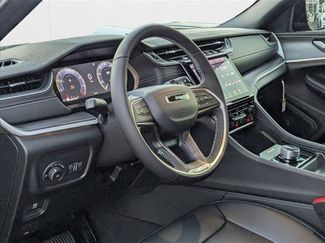 New 2025 Jeep Grand Cherokee L Limited w/ Black Appearance Package video 3