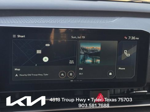 Certified 2025 Kia Carnival EX FWD image 36
