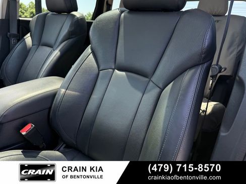 Used 2020 Subaru Ascent Limited w/ Technology Package AWD/4WD image 21