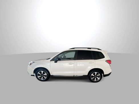 Used 2018 Subaru Forester 2.5i Premium image 5