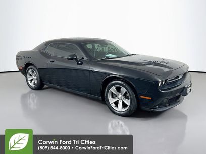 Used 2015 Dodge Challenger SXT