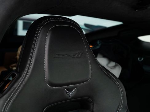 Used 2019 Chevrolet Corvette ZR1 RWD image 28