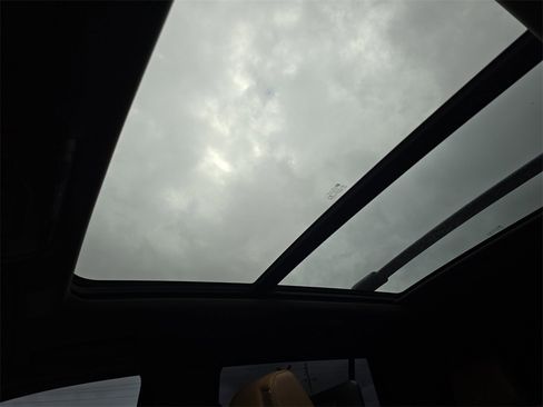 Used 2021 Cadillac Escalade Sport w/ Driver Assist Tech Package image 30