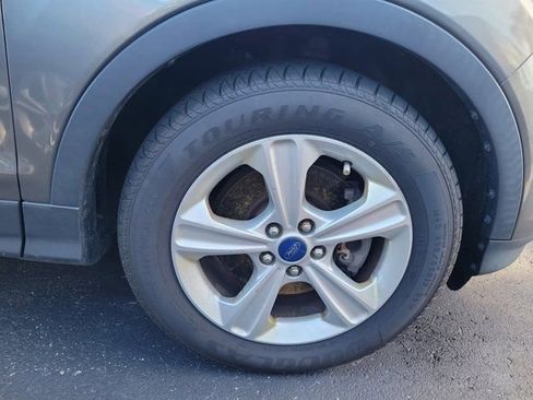 Used 2014 Ford Escape SE w/ Equipment Group 201A AWD/4WD image 2