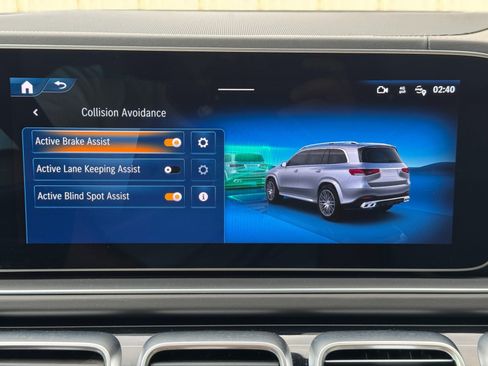 Used 2024 Mercedes-Benz GLS 63 AMG 4MATIC image 34