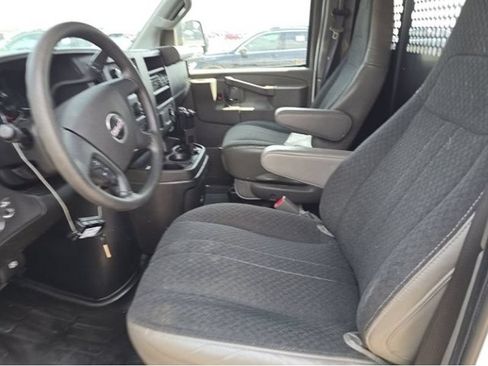 Used 2022 GMC Savana 2500 w/ Driver Convenience Package RWD image 3