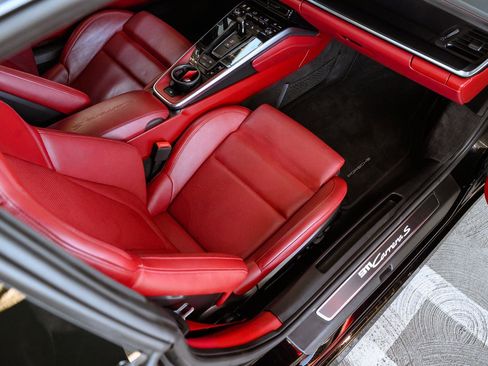 Used 2022 Porsche 911 Carrera S RWD image 27