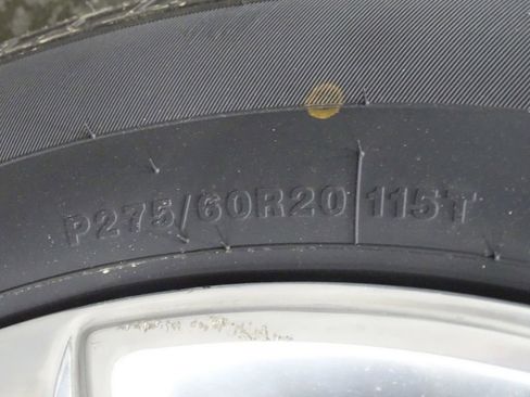 Used 2024 Chevrolet Suburban Premier image 44