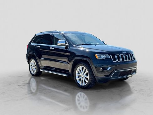 Used 2017 Jeep Grand Cherokee Limited AWD/4WD image 10