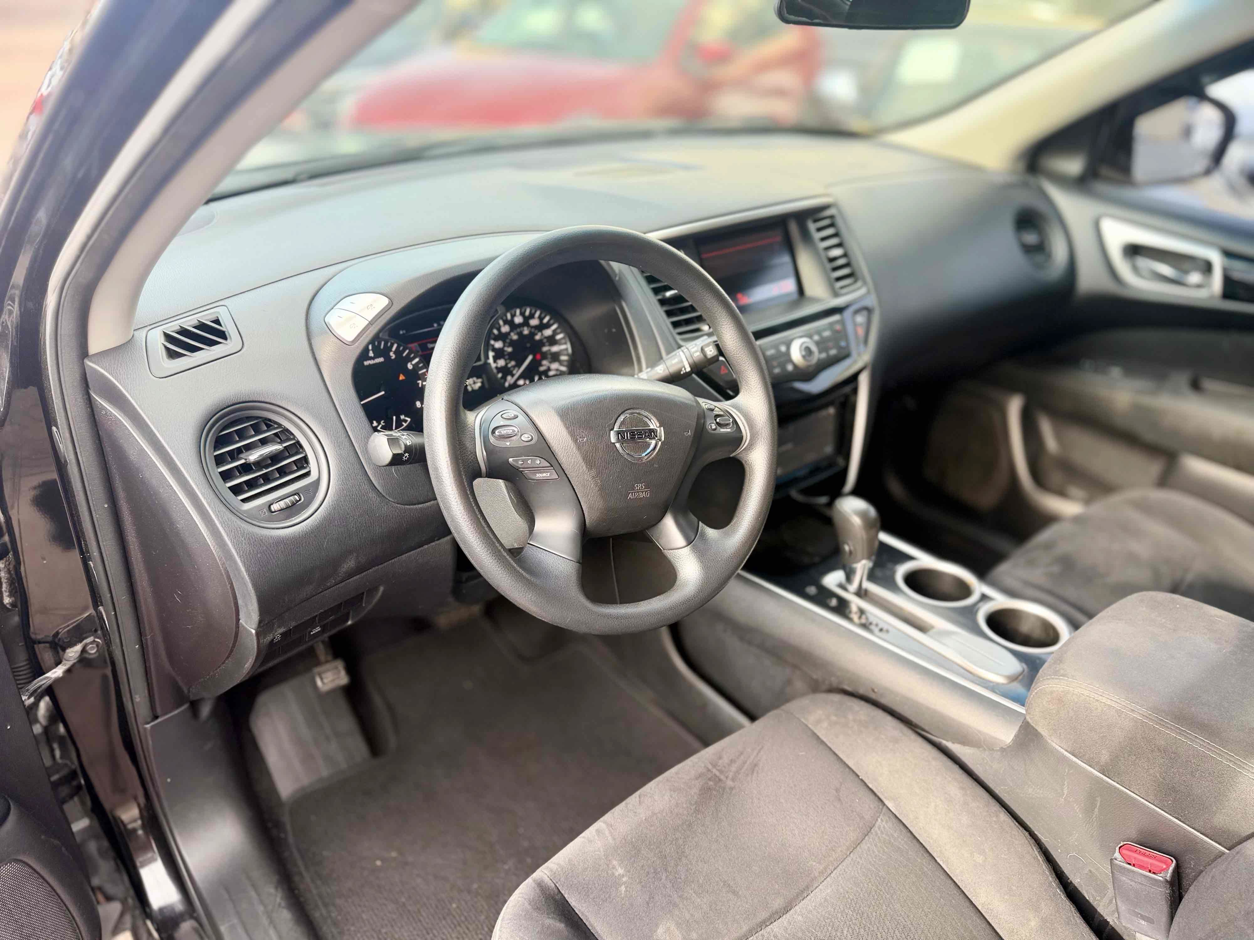 Used 2015 Nissan Pathfinder S FWD image 13