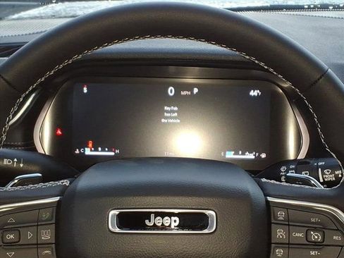 New 2025 Jeep Grand Cherokee L Laredo w/ Trailer Tow Package image 10