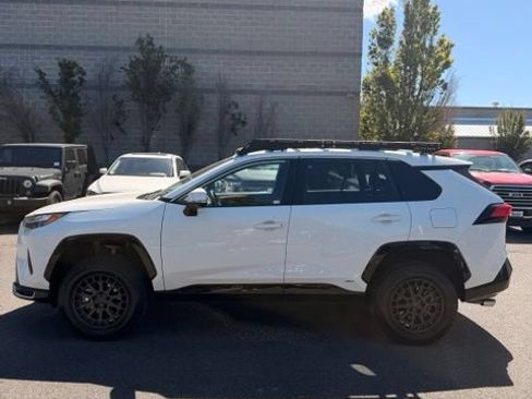 Used 2025 Toyota RAV4 SE AWD/4WD image 4