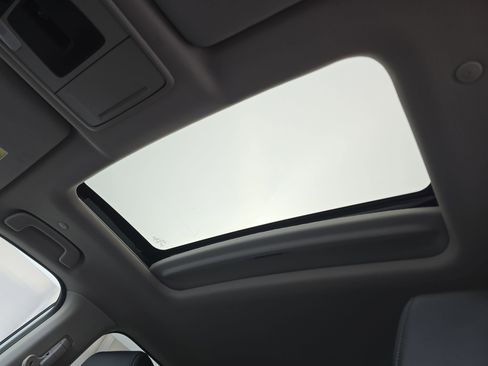 Used 2023 Honda CR-V EX-L image 30