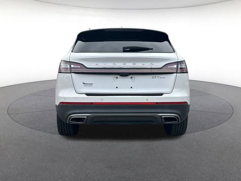 Used 2020 Lincoln Nautilus Reserve image 4