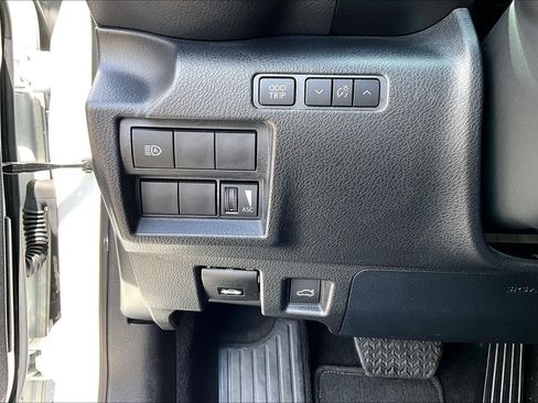 Used 2024 Lexus IS 350 F Sport RWD image 34