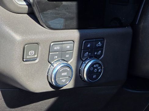 Certified 2023 GMC Sierra 1500 SLT w/ SLT Convenience Package image 37