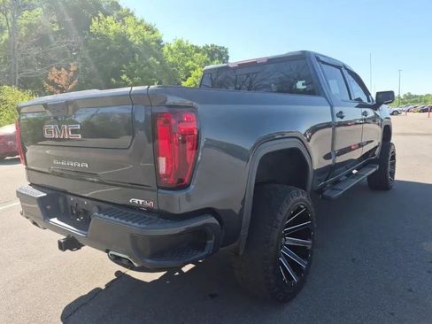 Used 2019 GMC Sierra 1500 AT4 w/ AT4 Preferred Package AWD/4WD image 4