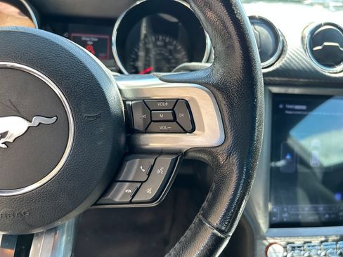 Used 2016 Ford Mustang Coupe RWD image 19