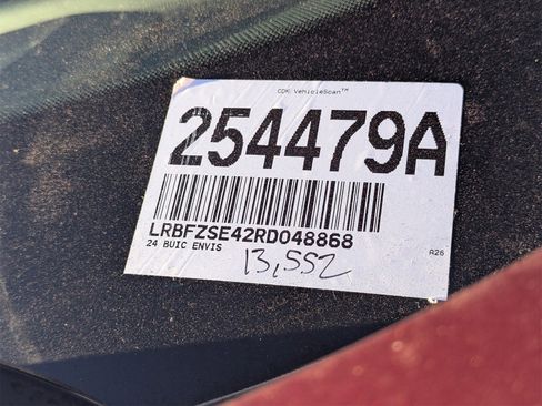 Used 2024 Buick Envision Avenir image 10