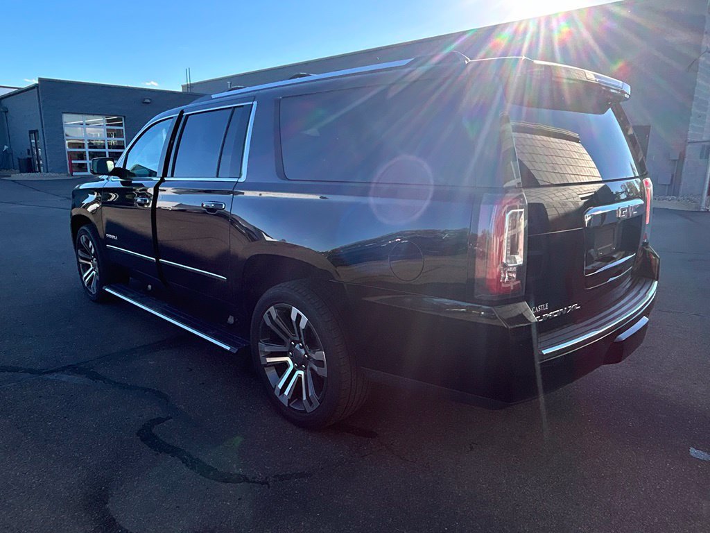 Used 2018 GMC Yukon XL Denali w/ Open Road Package AWD/4WD image 7