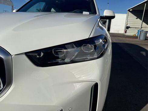 New 2026 BMW X5 sDrive40i w/ Climate Comfort Package image 16