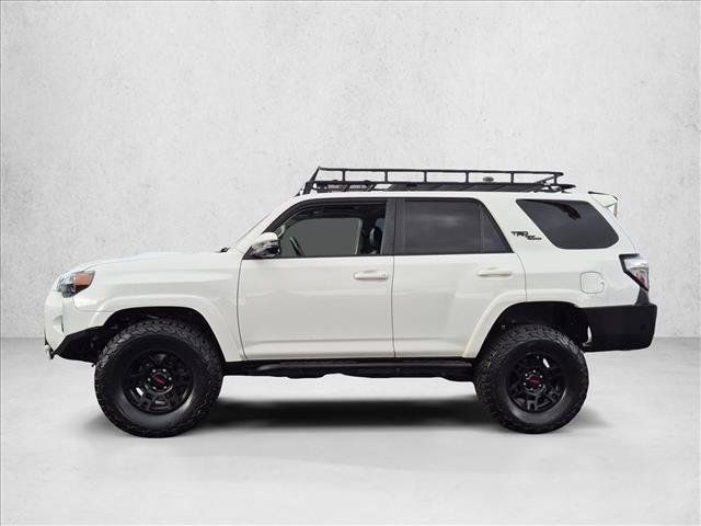 Used 2022 Toyota 4Runner TRD Off-Road Premium AWD/4WD image 8