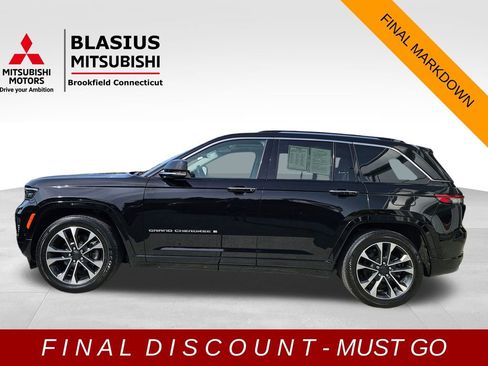 Used 2022 Jeep Grand Cherokee Overland w/ Luxury Tech Group IV image 4