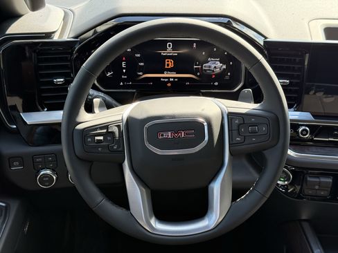 New 2026 GMC Sierra 1500 SLT image 12