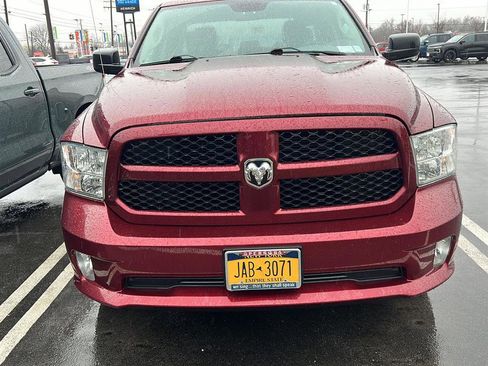 Used 2018 RAM 1500 Express w/ Express Value Package image 30