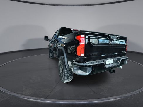 New 2026 Chevrolet Silverado 2500 ZR2 w/ LPO, Dark Essentials Package AWD/4WD image 12