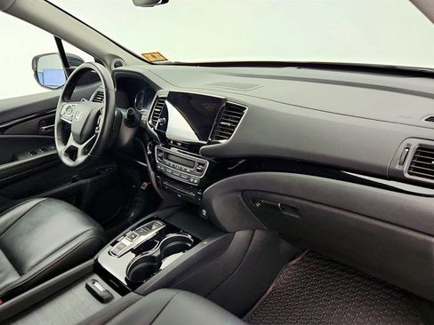 Used 2021 Honda Pilot Touring image 26