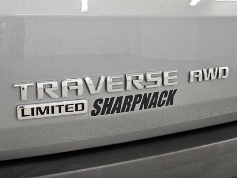 Used 2024 Chevrolet Traverse LT w/ LPO, Floor Liner Package AWD/4WD image 36