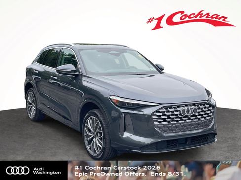 Certified 2025 Audi Q5 Premium Plus w/ Premium Plus AWD/4WD image 1