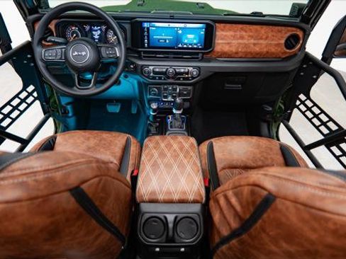 Used 2026 Jeep Wrangler Unlimited Sport image 2