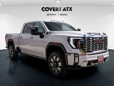 Used 2024 GMC Sierra 3500 Denali w/ Denali Reserve Package AWD/4WD image 3