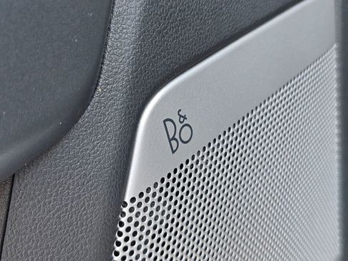 Used 2021 Ford F150 Lariat w/ Equipment Group 502A High image 26