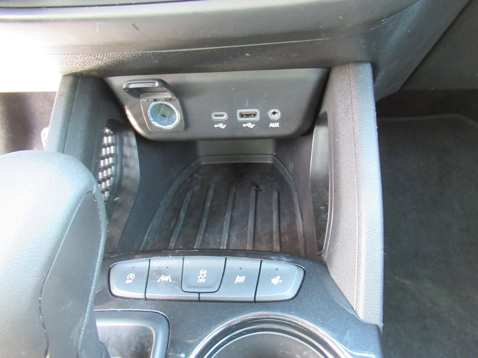 Used 2022 Chevrolet TrailBlazer LT FWD image 26