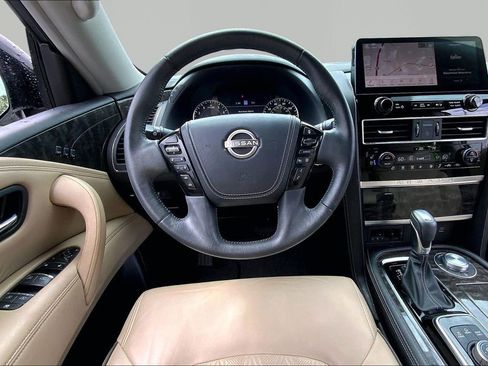 Used 2023 Nissan Armada Platinum w/ Captain's Chairs Package AWD/4WD image 8