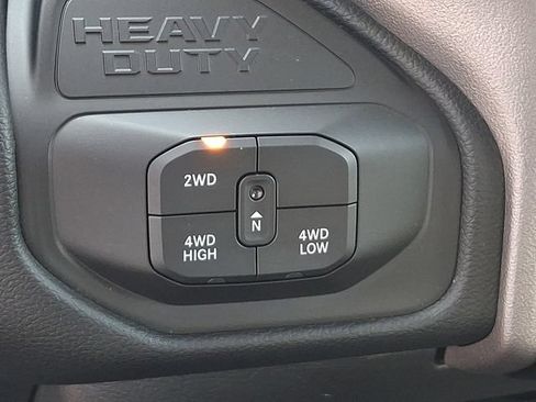 Used 2026 RAM 2500 Big Horn AWD/4WD image 17