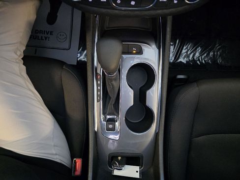 Used 2024 Chevrolet Malibu LT image 20