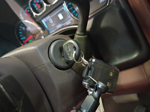 Used 2019 Chevrolet Silverado 2500 High Country AWD/4WD image 31