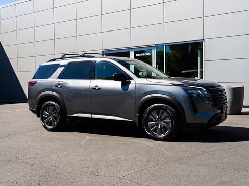 Used 2026 Nissan Pathfinder SV w/ Cargo Package AWD/4WD image 28
